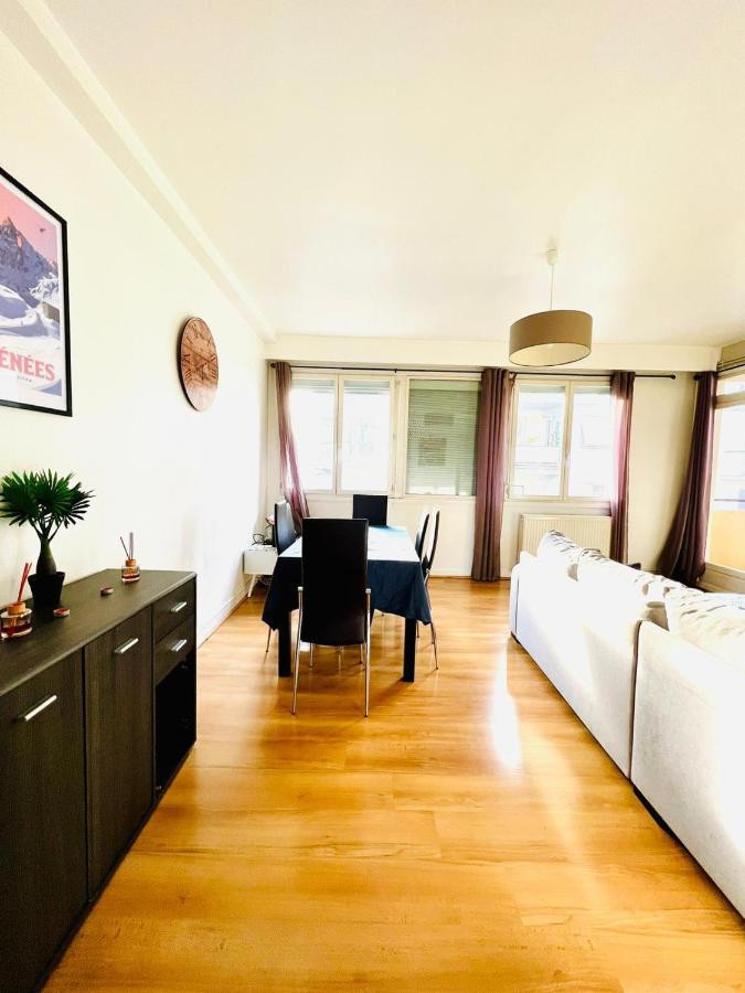טרבה Le Voltaire -2 Chambres- 70M2- Hypercentre-Parking-Wifi Fibre- Nouvelle Literie מראה חיצוני תמונה