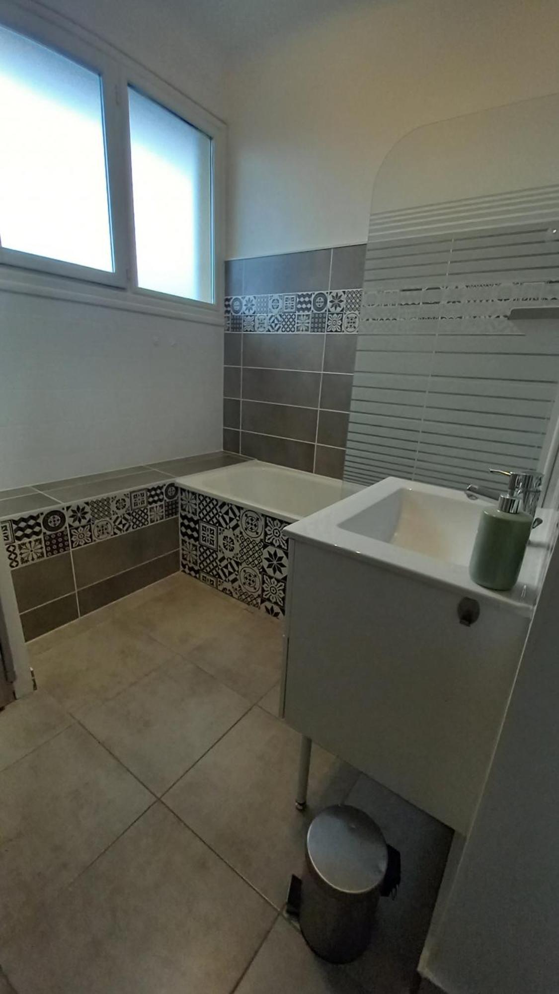 טרבה Le Voltaire -2 Chambres- 70M2- Hypercentre-Parking-Wifi Fibre- Nouvelle Literie מראה חיצוני תמונה