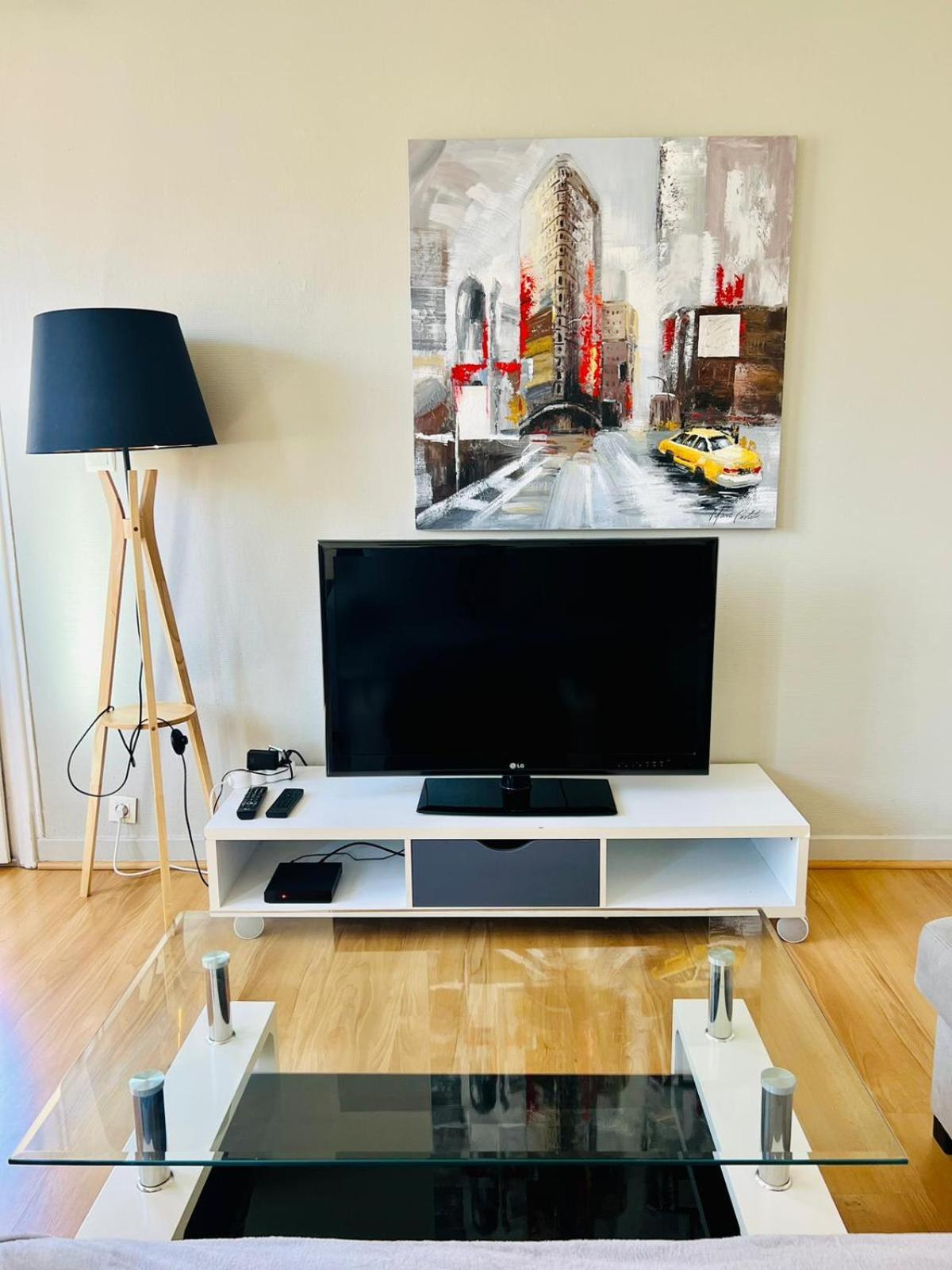 טרבה Le Voltaire -2 Chambres- 70M2- Hypercentre-Parking-Wifi Fibre- Nouvelle Literie מראה חיצוני תמונה